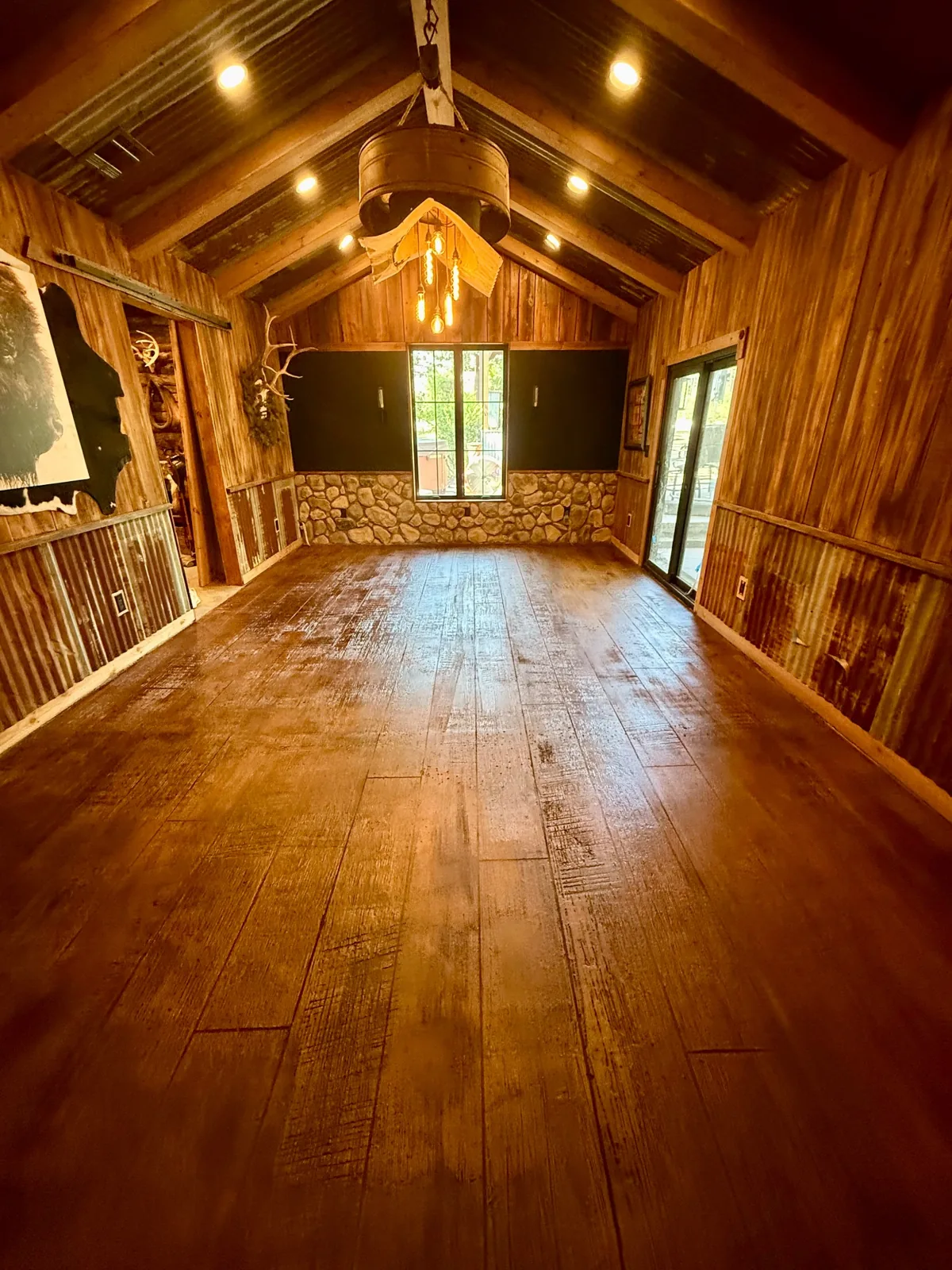 Custom wood-look decorative concrete